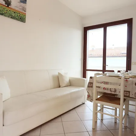 Modernshore - Oltremare Apartment